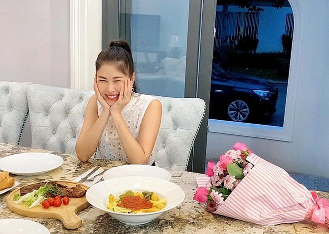 Được chồng nấu ăn, vợ Đăng Khôi cười tít mắt tuyên bố: Không cần chồng đẹp trai, nhiều tiền-1