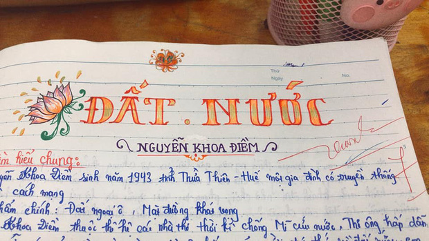 Trầm trồ trước cuốn vở văn với tiêu đề tác phẩm đầy màu sắc sống động của học sinh: Thế này thì khỏi lo buồn ngủ và chán văn nhé-2