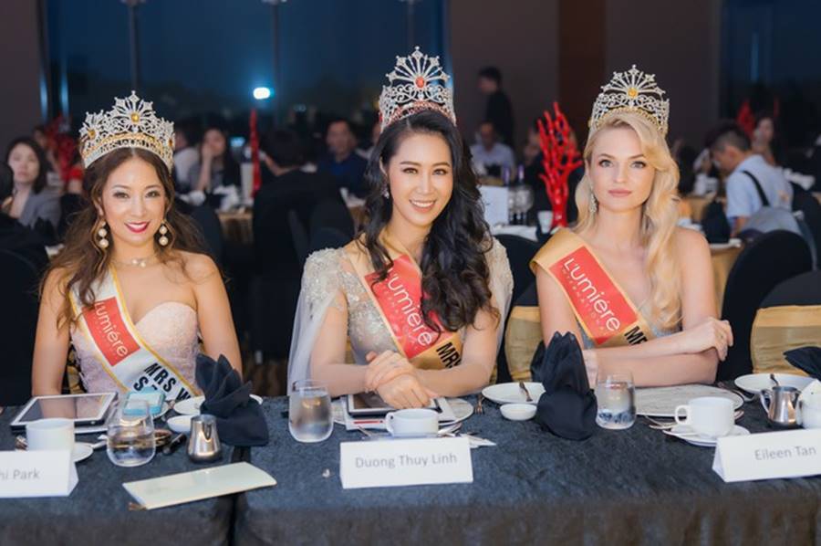 Dương Thuỳ Linh nóng bỏng với bikini, trao lại vương miện cho người kế nhiệm-11