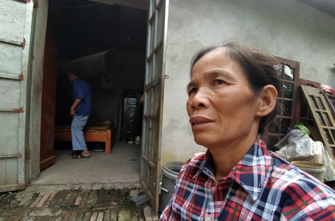 Mẹ của chú rể kém cô dâu 21 tuổi: Tôi bán đàn chó mới có tiền cưới vợ cho con”-2