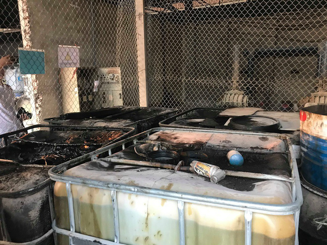 Cận cảnh nơi lưu giữ dầu thải bị tuồn ra đầu độc nước sông Đà của Công ty gốm sứ Thanh Hà-14