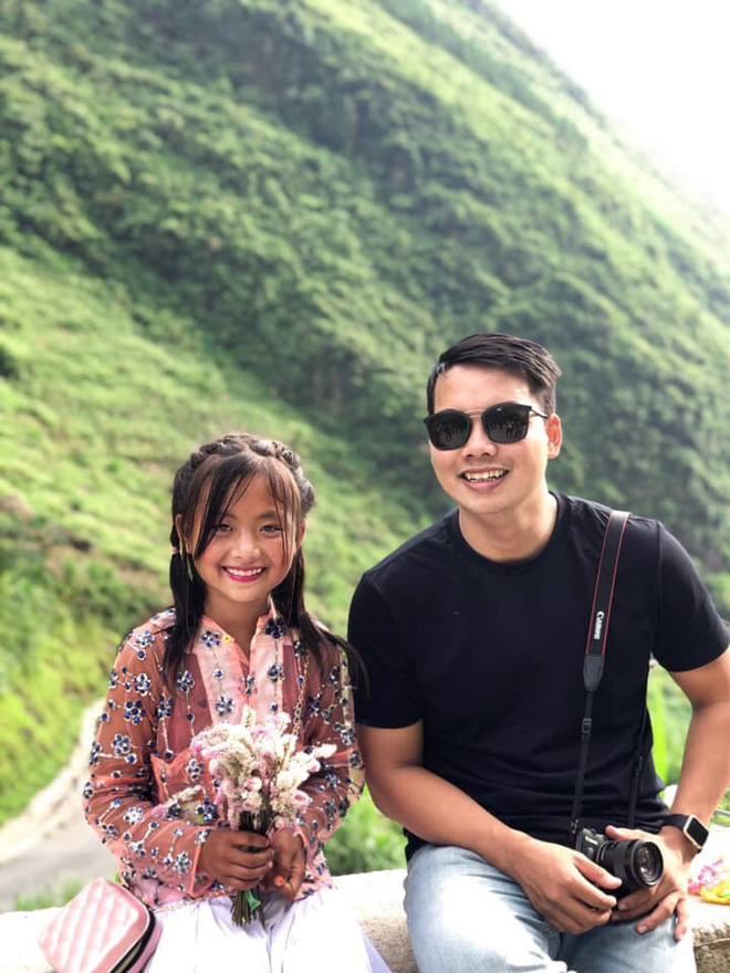 Em bé Hà Giang sở hữu nét đẹp lạ” gây xôn xao khắp mạng xã hội Việt-8