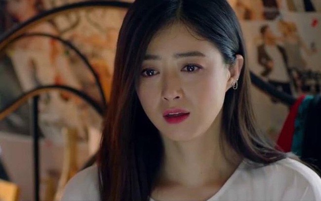 Mẹ chồng giằng tay con trai không cho rửa bát vì đàn ông nhà này không cần làm việc bếp núc, không ngờ con trai nói một câu đầy bất ngờ-1