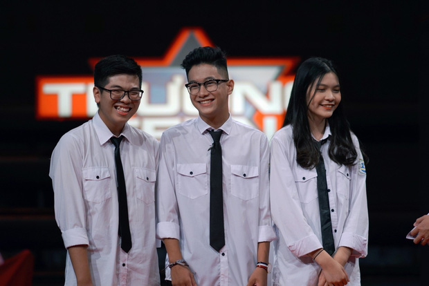 Nam sinh có 1000 cô dâu sau khi nổi tiếng trên sóng VTV7 lại gây sốt với màn debate cực gắt-4