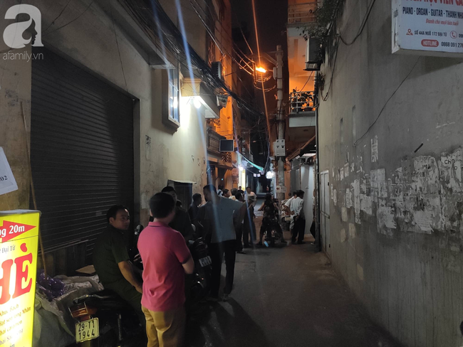 NÓNG: Nghi xuống thau rửa bể nước ngầm ở Hà Nội rồi gặp nạn, con trai tổ trưởng tổ dân phố tử vong thương tâm-7