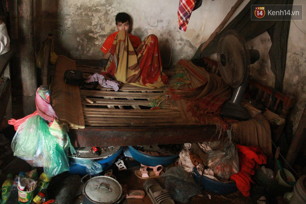 Xót xa cụ bà 75 tuổi nuôi cả gia đình bị tâm thần và thiểu năng trí tuệ ở Vĩnh Phúc: Tôi khuất núi không biết các cháu sẽ ra sao”-7