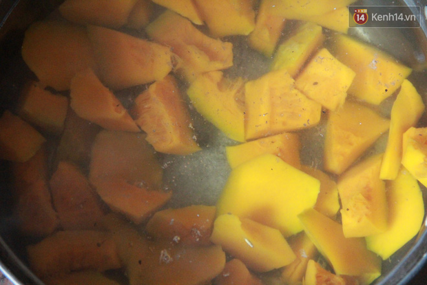 Xót xa cụ bà 75 tuổi nuôi cả gia đình bị tâm thần và thiểu năng trí tuệ ở Vĩnh Phúc: Tôi khuất núi không biết các cháu sẽ ra sao”-14