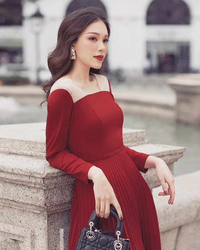 Chưa cần công khai yêu thiếu gia Phillip Nguyễn, Linh Rin đã là đại gia của chính mình: Dùng toàn túi hiệu, đụng hàng với cả loạt mỹ nhân Vbiz-8