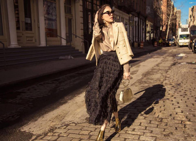 Chưa cần công khai yêu thiếu gia Phillip Nguyễn, Linh Rin đã là đại gia của chính mình: Dùng toàn túi hiệu, đụng hàng với cả loạt mỹ nhân Vbiz-10