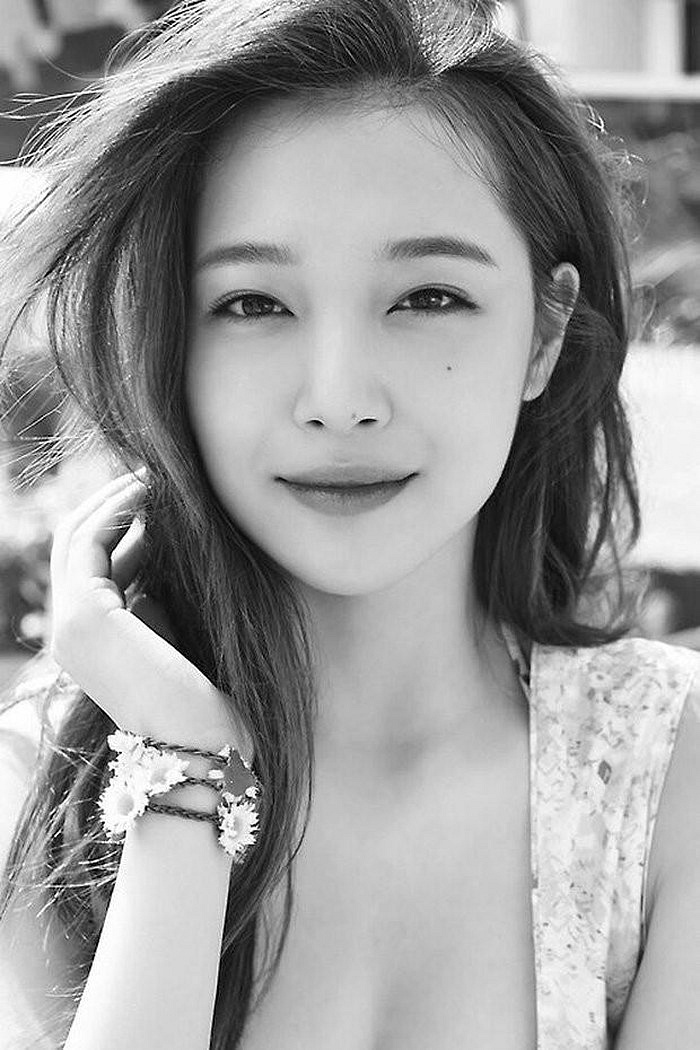 Thực hư chuyện bố mẹ đẻ tranh giành tài sản của Sulli-1