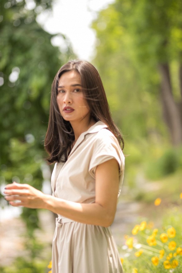 Hoa hậu Dương Mỹ Linh khoe nụ cười như toả nắng giữa trời thu Nhật Bản mộng mơ-10