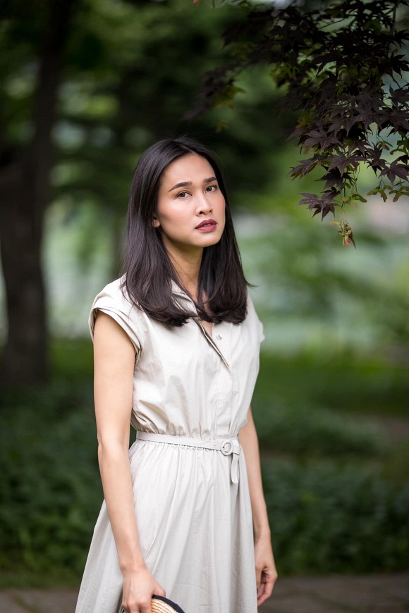 Hoa hậu Dương Mỹ Linh khoe nụ cười như toả nắng giữa trời thu Nhật Bản mộng mơ-2