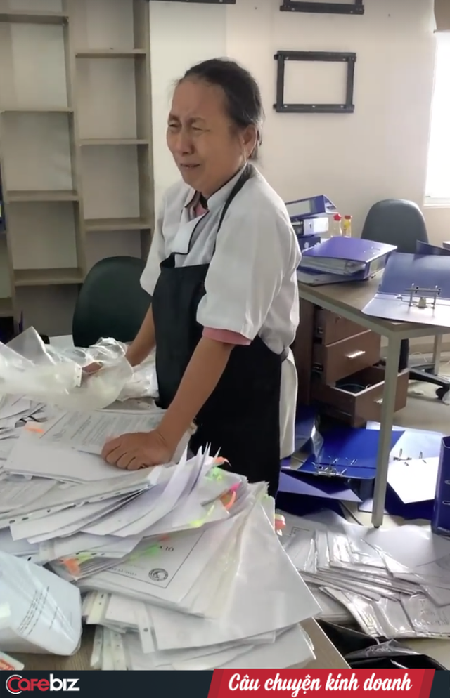 Hé lộ clip đại diện Món Huế gặp chủ nợ: Nợ đọng từ năm ngoái, ép nhà cung cấp chịu 10% mới trả hết công nợ-4