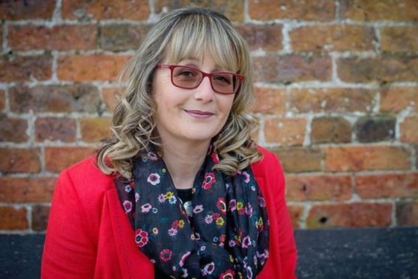 Chỉ vì căn bệnh này, tôi đã mất cả sự nghiệp, hôn nhân và nhà cửa: Chia sẻ của người phụ nữ vật lộn với suy nghĩ tự tử khiến nhiều người thấy mình trong đó-1