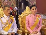 Cộng đồng mạng phát sốt với vẻ đẹp thoát tục không góc chết của Hoàng hậu Bhutan ở Nhật Bản khi tham dự lễ đăng quang-11