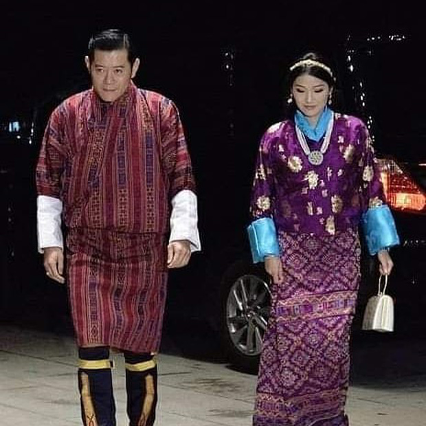 Cộng đồng mạng phát sốt với vẻ đẹp thoát tục không góc chết của Hoàng hậu Bhutan ở Nhật Bản khi tham dự lễ đăng quang-6