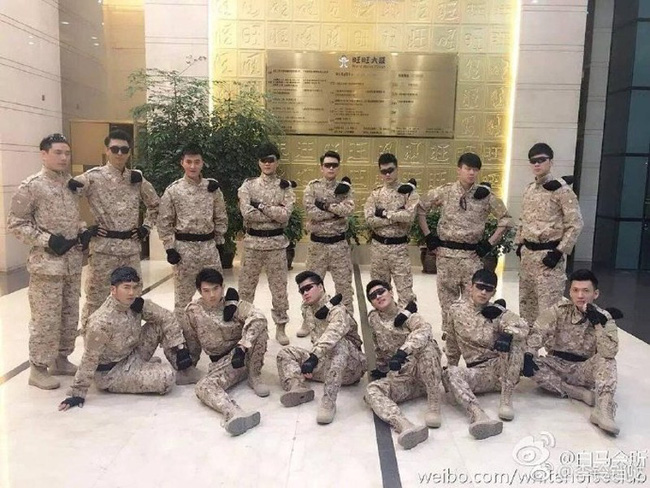 Nghề trai bao ở Trung Quốc: Được tặng siêu xe, tiền mặt hơn tỷ đồng, cuộc sống giàu sang nhưng cũng lắm u tối-6