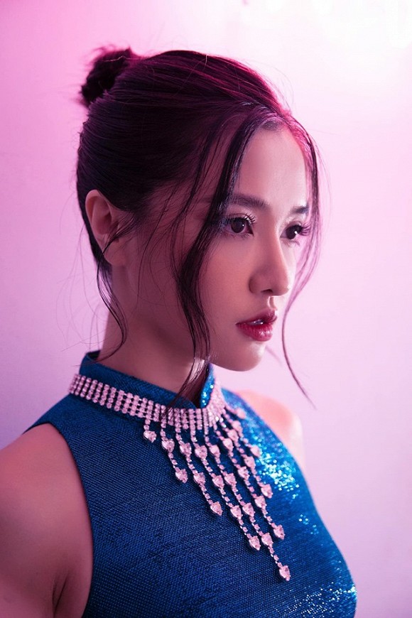 Hóp bụng đến mức sắp tắc thở để chụp hình, Bích Phương nhận lại loạt ảnh đẹp xuất sắc-1