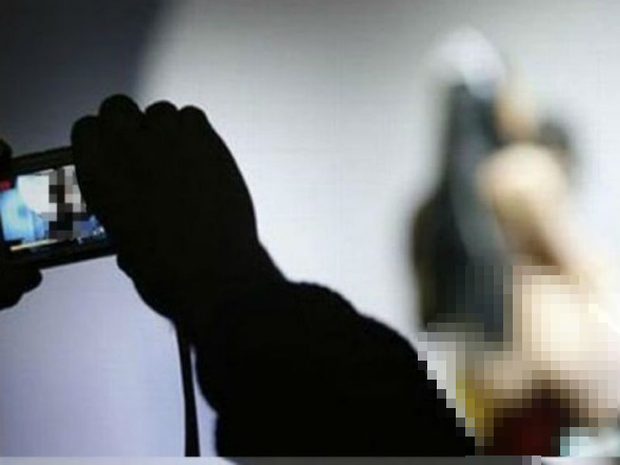 Người phụ nữ có chồng bị phi công trẻ tống tiền bằng video nóng-1