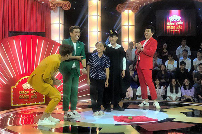 Trước kia cứ úp mở nhiều lần, Bà Tân Vlog cuối cùng cũng chịu tiết lộ mức thu nhập 2 tỷ/tháng từ Youtube khiến ai nấy choáng váng-1