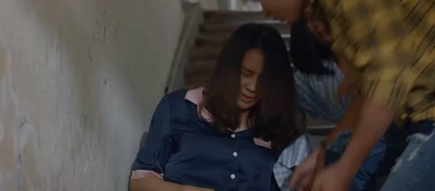 Hoa Hồng Trên Ngực Trái sắp hết đến nơi vẫn gây ức chế vì 4 điểm vô lí: Mẹ đẻ ác đến mức hư cấu, tiểu tam hack quá đà?-2