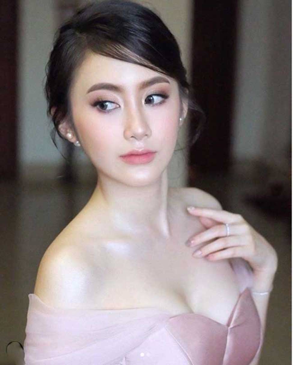 2 cô gái Lào đẹp tuyệt sắc giai nhân: Có người mang dòng máu Việt-8