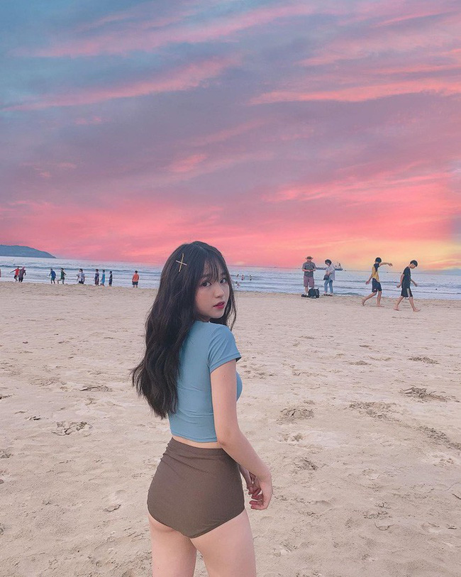 Nghi vấn Quang Hải có bạn gái mới, hành động tình cảm tại bữa tiệc của người chị thân thiết là bằng chứng khó chối cãi?-6