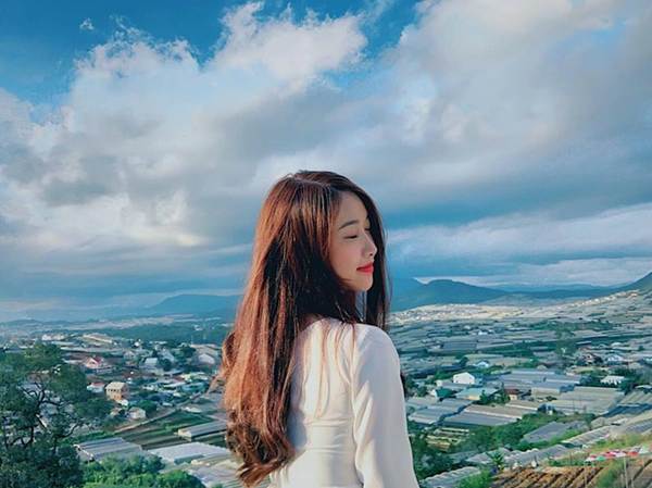 Bạn gái hotgirl của Văn Toàn liên tục tung ảnh bikini khoe 3 vòng bỏng mắt-8