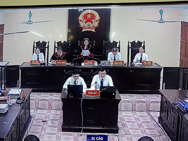 Vụ nâng điểm thi ở Hà Giang: Nguyễn Thanh Hoài 8 năm tù giam, cựu PGĐ Sở GD&ĐT lĩnh 1 năm tù treo-2