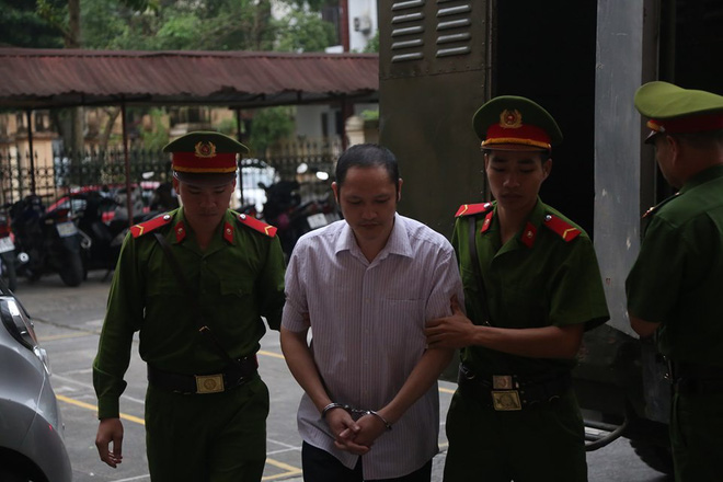 Vụ nâng điểm thi ở Hà Giang: Nguyễn Thanh Hoài 8 năm tù giam, cựu PGĐ Sở GD&ĐT lĩnh 1 năm tù treo-3
