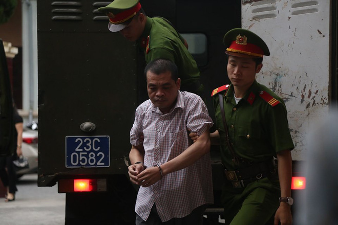 Vụ nâng điểm thi ở Hà Giang: Nguyễn Thanh Hoài 8 năm tù giam, cựu PGĐ Sở GD&ĐT lĩnh 1 năm tù treo-4