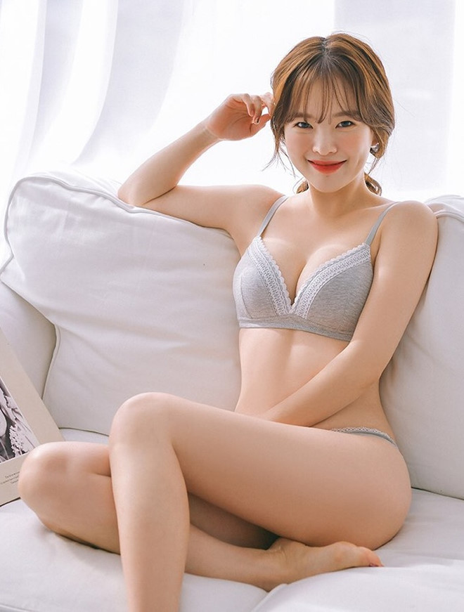 Thiên thần nội y Hàn Quốc khoe ảnh tự làm bánh xèo, check-in Phú Quốc-9