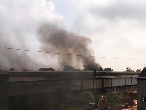 Bí thư xã bị tố tòm tem vợ nhân viên bảo vệ Văn phòng Huyện uỷ-2