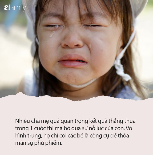 Con gái 2 tuổi tham gia cuộc thi nhưng không giành chiến thắng, phản ứng của người mẹ bị dân mạng ném đá dữ dội-2