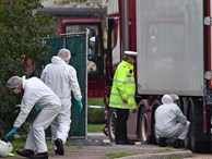 Vụ 39 thi thể trong container gây chấn động Anh: Nạn nhân đã chết ít nhất 12 tiếng, tài xế suýt ngất khi phát hiện thảm kịch