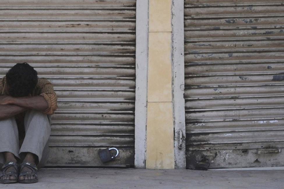 Chú rể Nam Á ở Hong Kong: Những người đàn ông nghèo khổ đi theo cuộc hôn nhân sắp đặt và bị gia đình vợ đánh đập, bóc lột không khác gì nô lệ-1