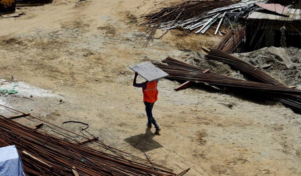 Chú rể Nam Á ở Hong Kong: Những người đàn ông nghèo khổ đi theo cuộc hôn nhân sắp đặt và bị gia đình vợ đánh đập, bóc lột không khác gì nô lệ-3