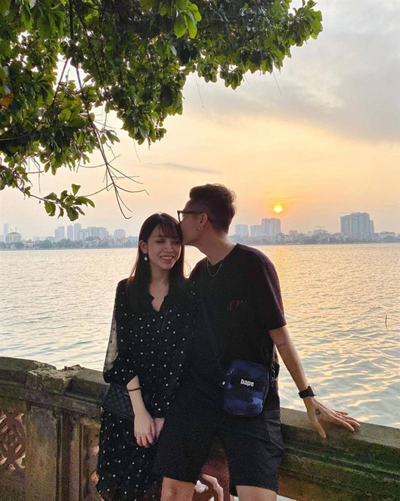 Ái nữ nhà đại gia Minh Nhựa khoe chồng đã lên chức, ngầm thông báo có tin vui sau 1 tháng rưỡi kết hôn-4