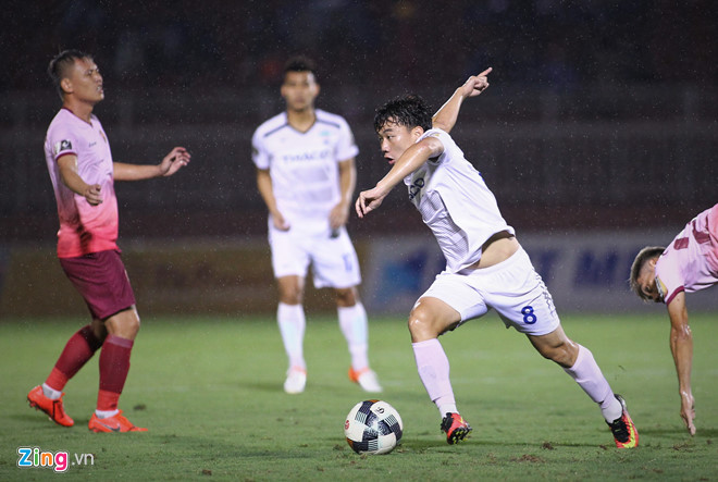 Không có chuyện Minh Vương chia tay HAGL sau V.League 2019-1