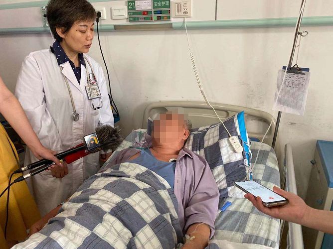 3 cha con liên tiếp mắc cùng 1 bệnh ung thư: Bác sĩ nhắc nếu gia đình có người mắc loại ung thư này thì cả nhà phải đi khám gấp-2