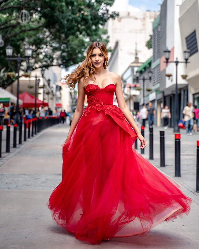 Tân Hoa hậu Hòa bình Quốc tế 2019 ấn tượng với chiều cao khủng cùng số đo 3 vòng siêu chuẩn-6