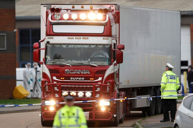 Băng đảng đầu rắn đứng sau vụ 39 người chết trong xe tải ở Anh?-2