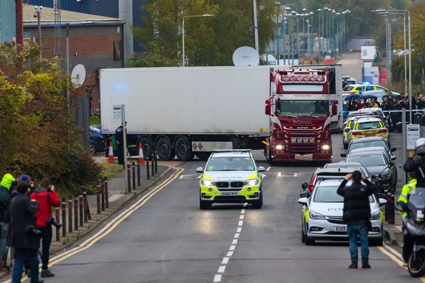 Băng đảng đầu rắn đứng sau vụ 39 người chết trong xe tải ở Anh?-4