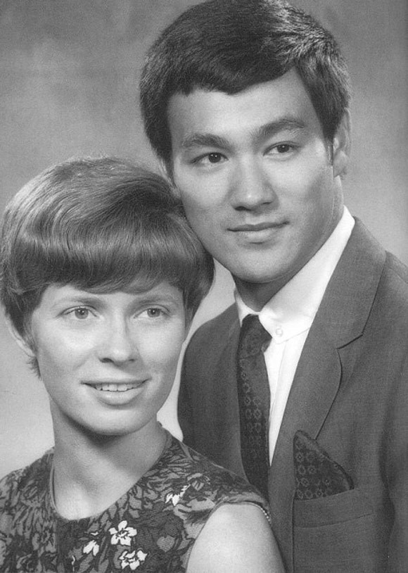 Vợ Lý Tiểu Long: Nỗi đau mất chồng, mất con được xoa dịu bằng cuộc tình với người trùng tên chồng quá cố-1