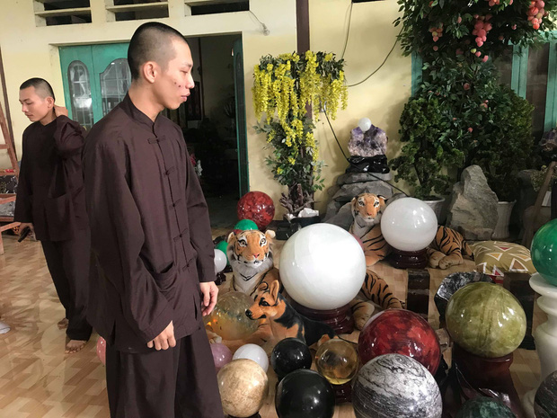 Đại diện Tịnh thất Bồng Lai” nói gì khi bị tố giấu” cô gái 22 tuổi khiến người thân vào đập phá, đánh bị thương tu sĩ?-2