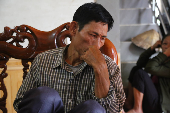 Vụ 39 thi thể trong container ở Anh: Không khí nặng nề tại các gia đình nghi có con em tử vong-3