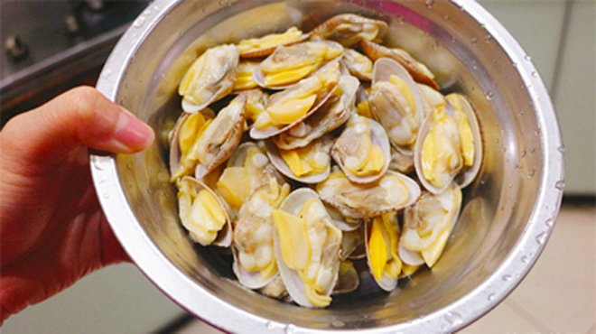 Thêm chút nước này, ngao sẽ sạch bong, không còn chút sạn cát-3