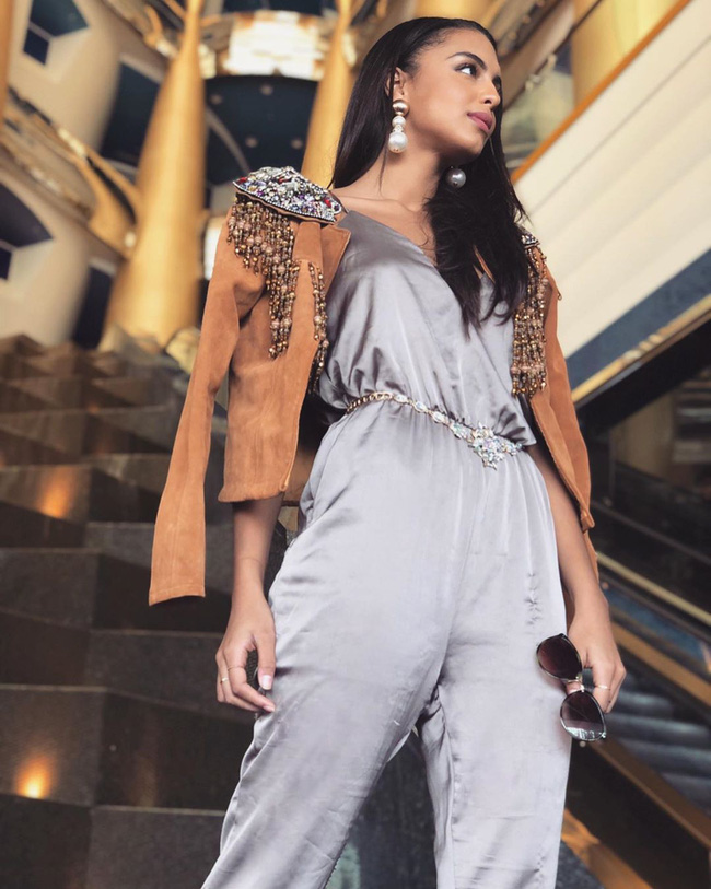 Chiêm ngưỡng nhan sắc Tân Hoa hậu Trái đất 2019: Vẻ đẹp sắc sảo, hiện đại nhưng vẫn bị chê già trước tuổi-7