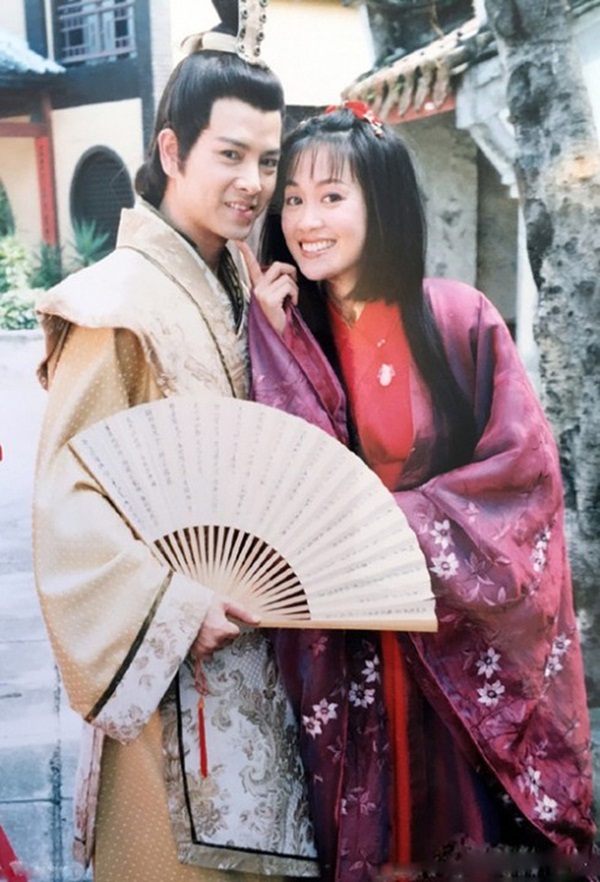 Lương Tiểu Băng - Chúc Anh Đài kinh điển nhất màn ảnh: Cuộc hôn nhân gần 20 năm đầy những khó khăn nhưng hạnh phúc bên Mã Văn Tài Trần Gia Huy-9