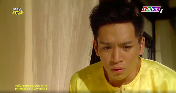 Tiếng sét trong mưa: Cảnh Xuân ngủ với Phượng đã tới, mẹ kế giúp con trai lột quần áo của Phượng-2